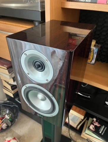 Acoustic Energy Reference 1