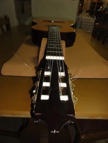 Ibanez G200E - Natural ηλεκτροκλασική κιθάρα