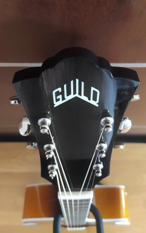 Guild f250 ce deluxe