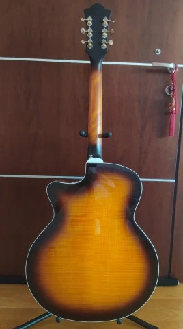 Guild F250 CE Deluxe