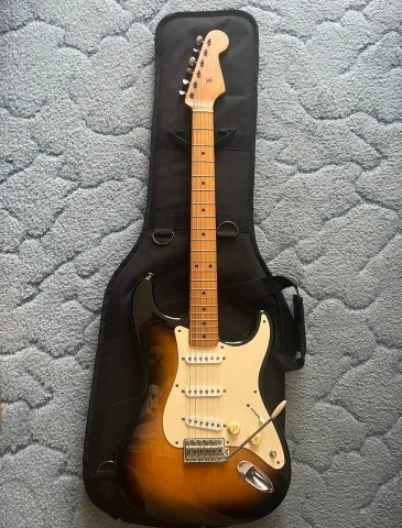 Fender Player Stratocaster (MEX, PF) - 3-color sunburst