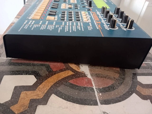 Yamaha RM1X