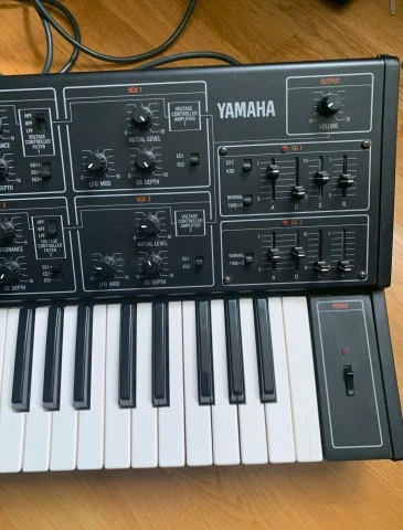 Yamaha CS-15 Duophonic Synthesizer