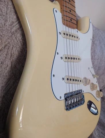 70's Stratocaster 70th anniversary VINT II 