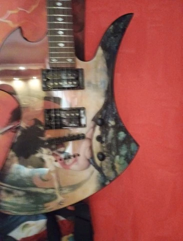 B.C. Rich Mockingbird Body Art Vampirella