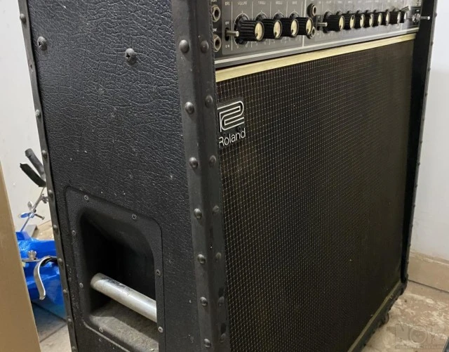 Roland 160 jazz chorus