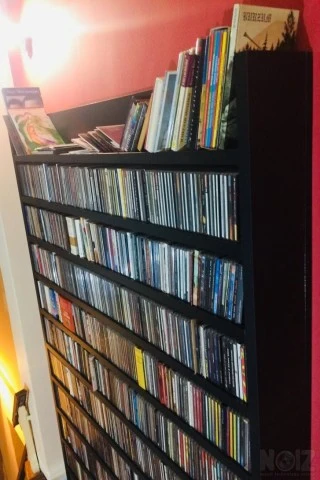 Έπιπλο αποθήκευσης 1.200 CD's