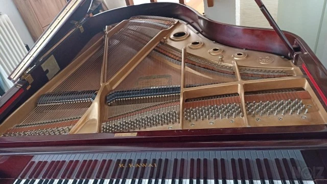 Κλασικό πιάνο K.KAWAI (KG-3C) με ουρά