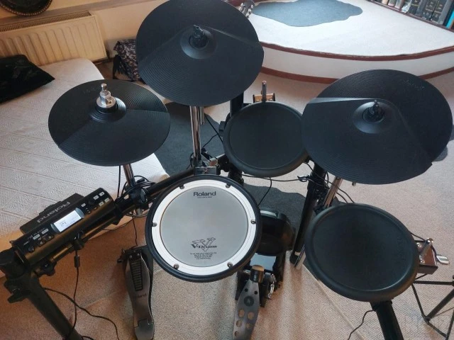 Ηλεκτρονική Drums Roland TD-4