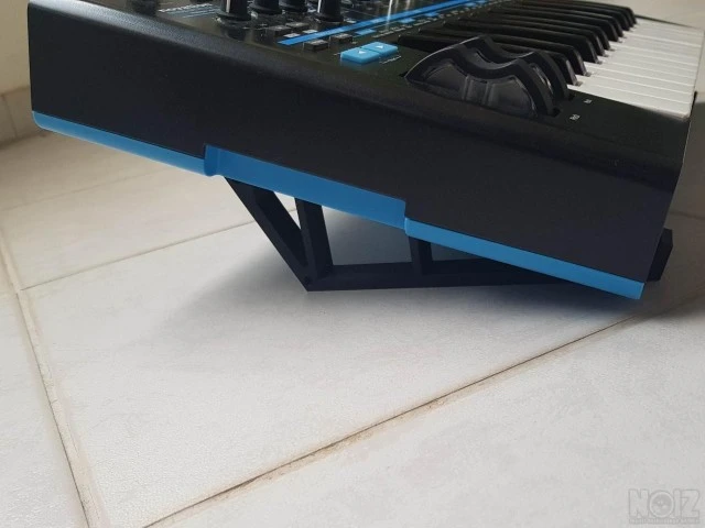 Arturia MiniBrute-Novation Bass Station 