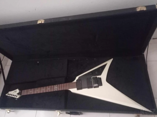 VX-4V by Cort τυπου flying v με δωρο το 