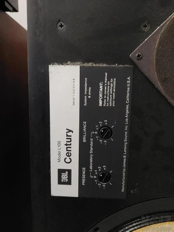 Ηχεία JBL, Century L100