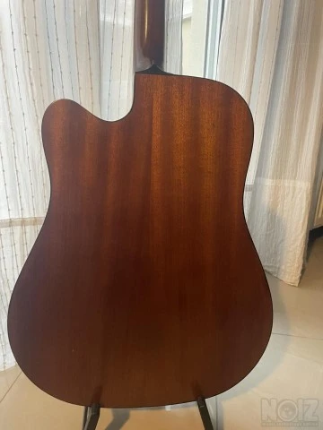 Custom Ηλεκτροακουστική Κιθάρα