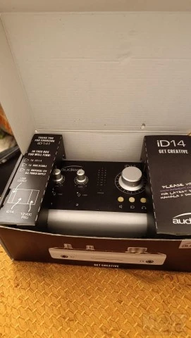 Audient id14mk1 για ανταλλακτικά
