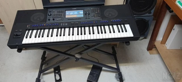 Αρμόνιο Yamaha PSRSX900