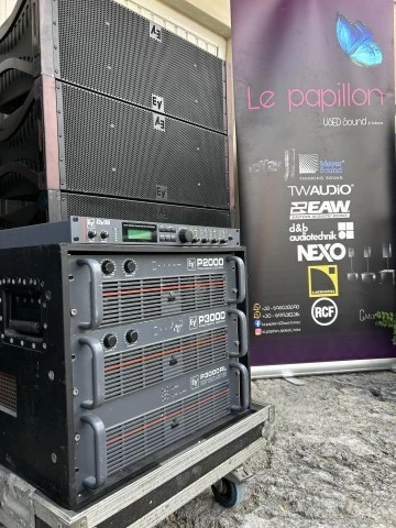 Electro voice p3000 and p2000