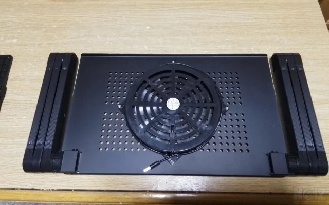 Πτυσσόμενη βάση laptop
