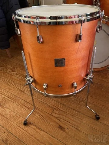 Ζητείται Yamaha Maple Custom 18 Floor to