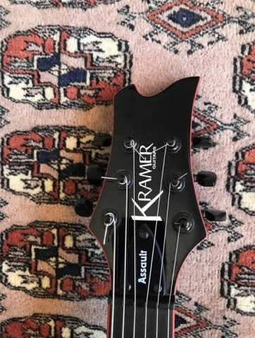 Kramer Assault 220 (2016) - Gloss Black 
