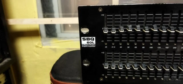 Γραφικό EQ Studiomaster sbq60l