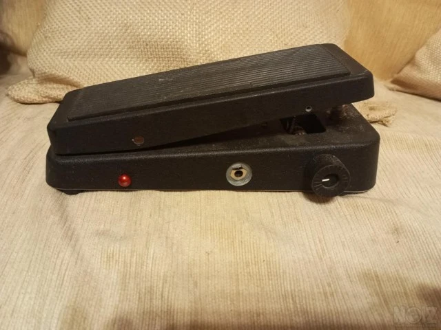 Cry Baby WAH της Danlop