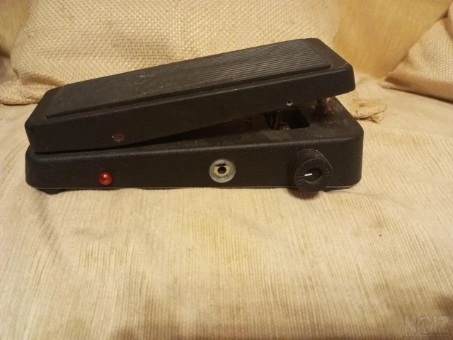 Cry Baby WAH της Danlop