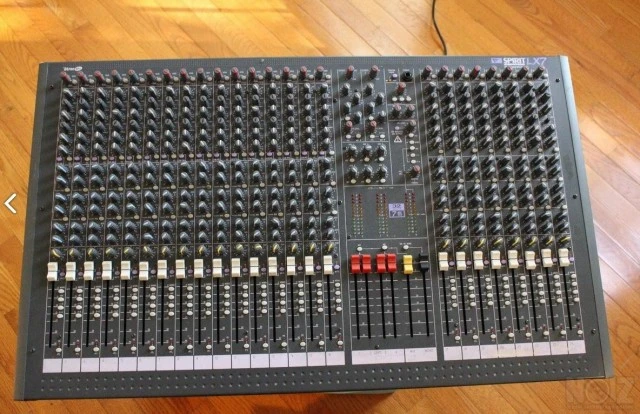 Soundcraft Spirit LX7 24ch