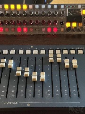 AMS Neve 8816 Summing & Neve 8804 Fader 