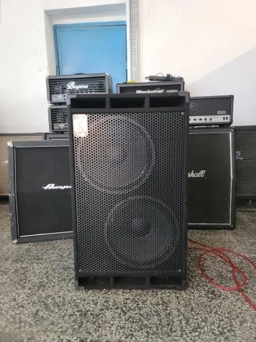 Eden 2x15 Bass cabinet USA