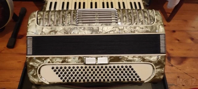 Ακορντεόν miranda 120bass. made in germa