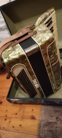 Ακορντεόν miranda 120bass. made in germa