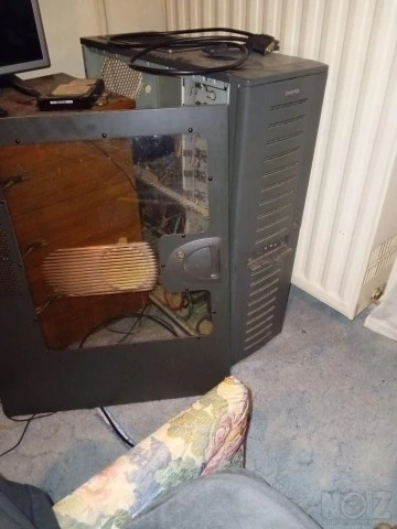 Full Tower Κουτί Chieftec w THERMALTAKE