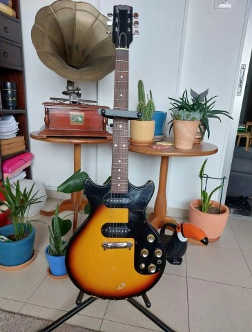 1970’s MIJ Sunburst Gibson Melody Maker 