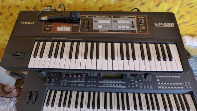 Roland VP-550