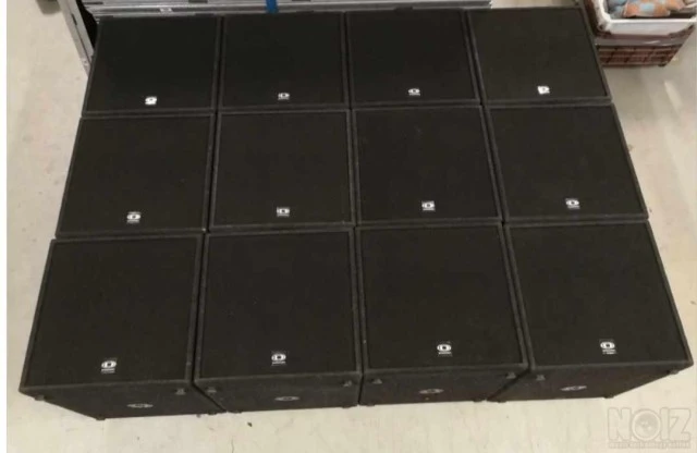 Dynacord XA 6 X F12 - 5 X F17 - 1 X XA2600 - 1 Χ ΧΑ4000