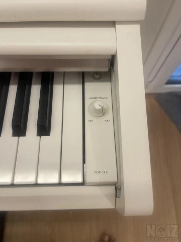 Piano Yamaha YDP-145