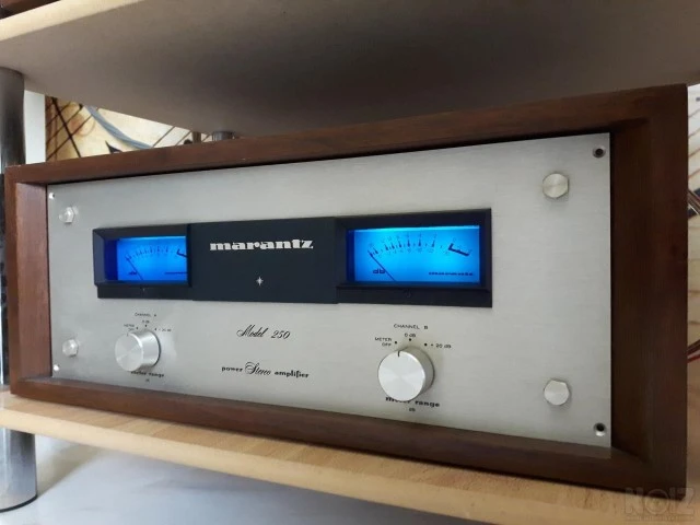 Vintage Marantz set