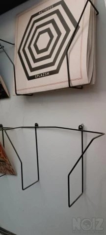 Καλάθια έκθεσης τοίχου βινυλίου 12'' / L