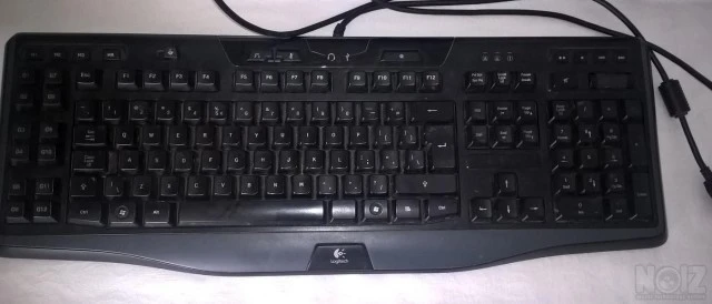 Logitech G110 - Trust GXT 830-RW Avonn G