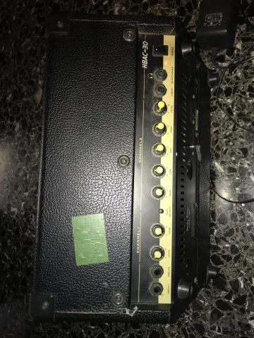 Harley Benton HBAC-30 Μπαταρίας