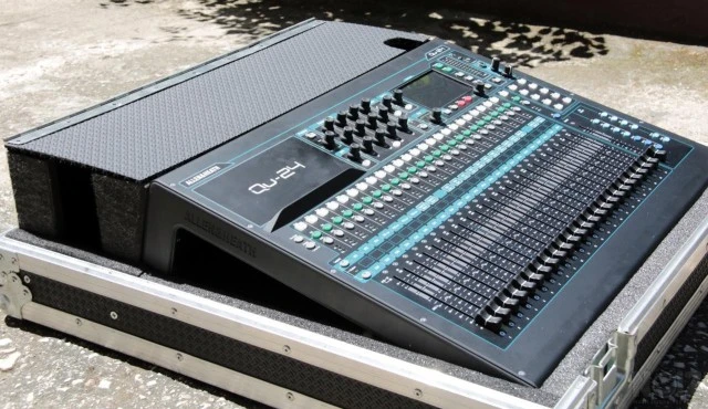 Allen Heath QU-24, Ψηφιακή Κονσόλα