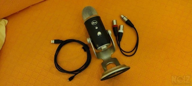 Blue Yeti Pro Microphone