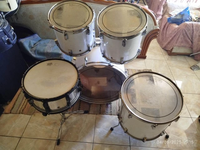 Vintage drums set Remo quadura