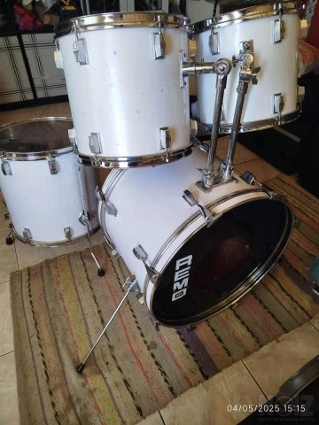 Vintage drums set Remo quadura