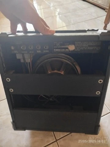 Ενισχυτής κιθάρας Aria 35watt