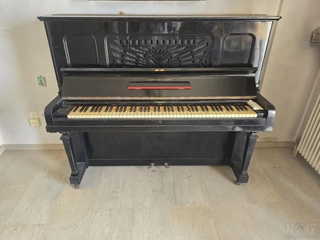 Πιάνο Steinway and Sons.
