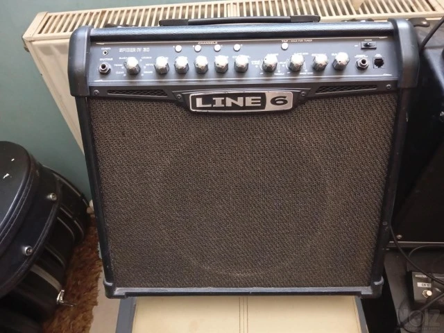 Line6 Spider IV 30W