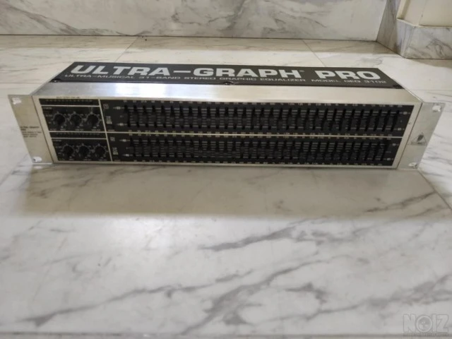 Behriger Ultra Graph PRO Equalizer