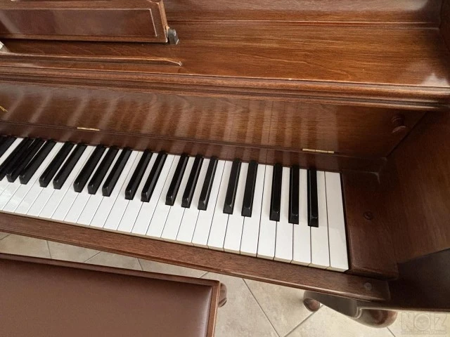 Ακουστικό Πιάνο Yamaha
