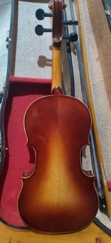 Antonius Stradivarius Cremonensis Faciebat Anno 1713 Cz